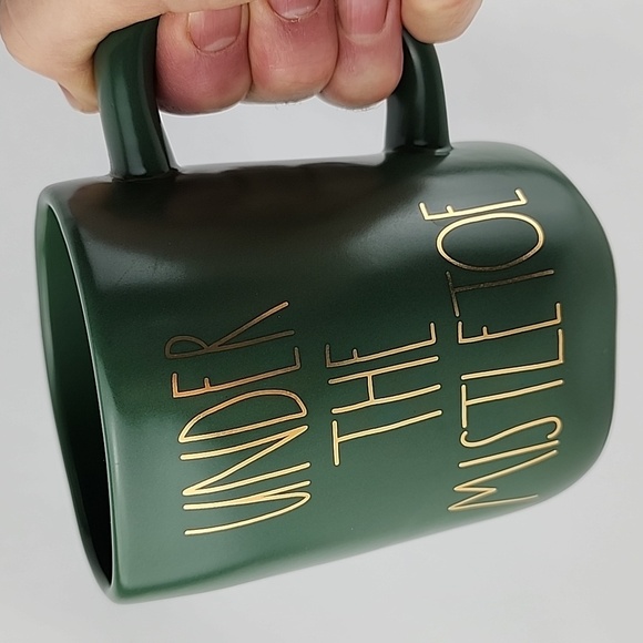 ⭐️2/ $50⭐️  Rae Dunn Green Coffee Mug UNDER THE MISTLETOE Gold Letters - Picture 2 of 11
